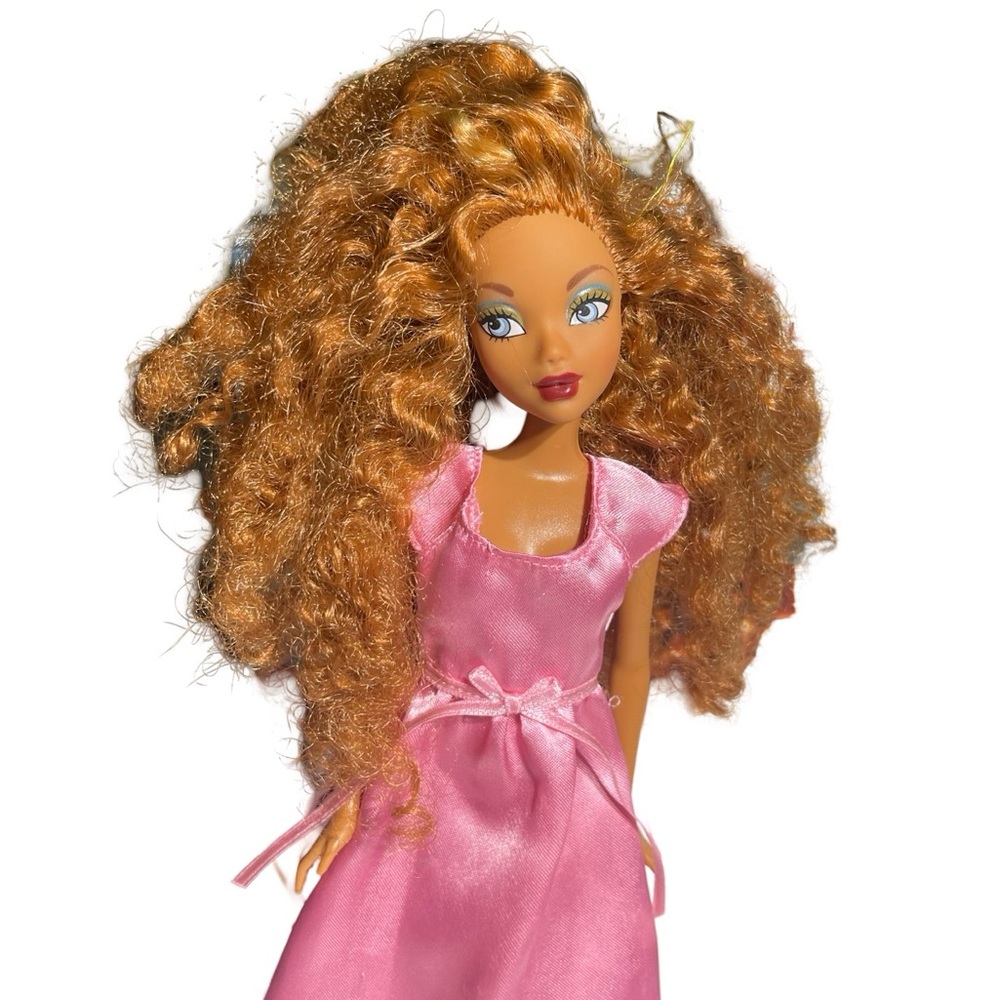 Mattel My Scene Madison Barbie Doll Curly Hair Articulated 11Inch